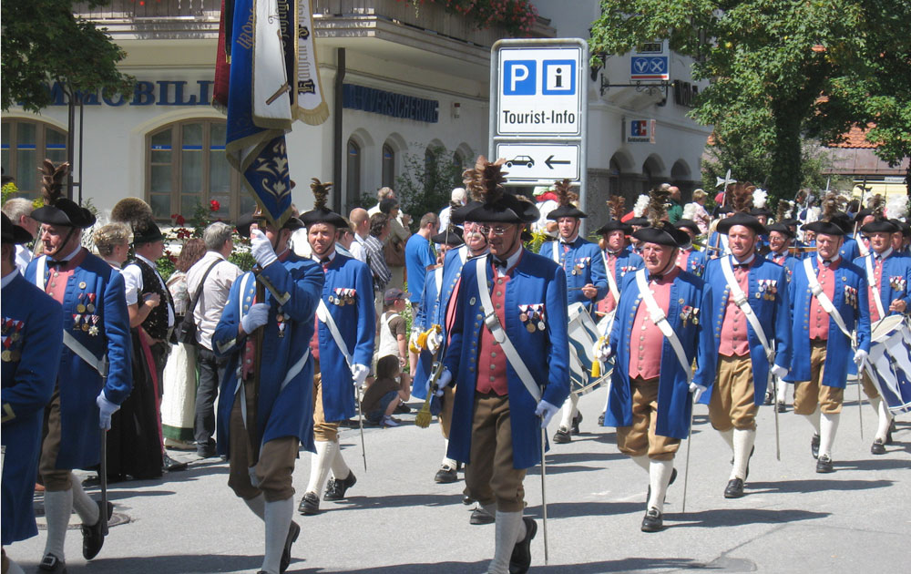 Festzug der Gebirgsschützen